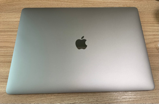 【超美品】 MacBook Pro 15インチ(2017) 16GB/512GB