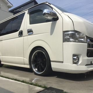 200系ハイエースエアロ