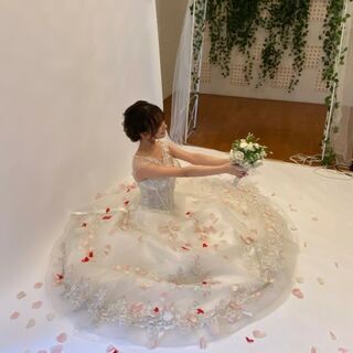 ブライダルモデル募集！！広告、カタログの撮影【時給1,013～10,000円】の画像