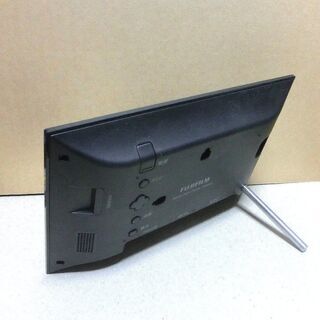  液晶フォトスタンド、3口電源タップコード、など