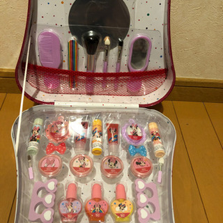 1080 展示品 Disney Minnie Mouse コスメ フタ破損の画像