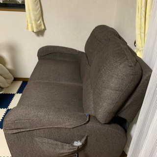 ※引き取り手決定しました※電動リクライニングソファ