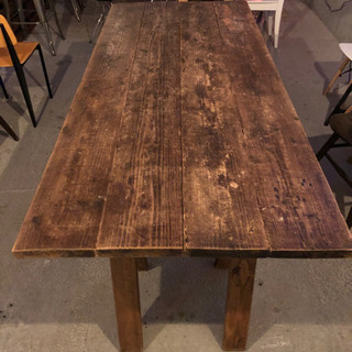 DIYのテーブル　下北沢