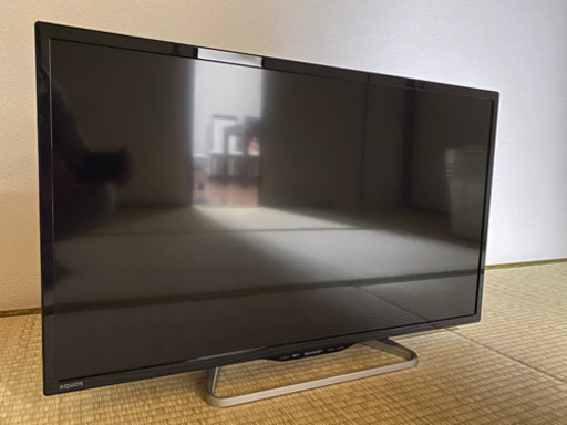 シャープ AQUOS 32型液晶テレビ
