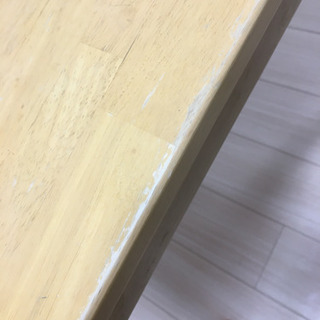 ダイニングテーブルの画像