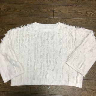 GU フリンジニット　オフホワイト