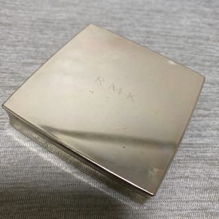 RMKのチークの画像