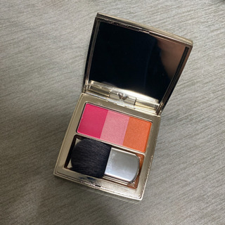 RMKのチークの画像