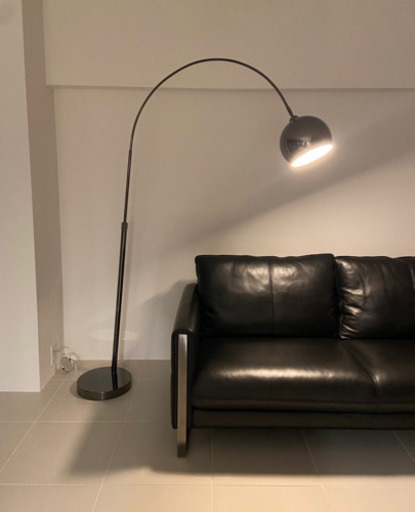 FRANDSEN ラウンジ フロアーランプ