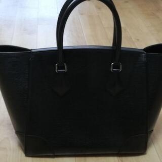 LOUIS VUITTON フェニックスPMエピM50803の画像