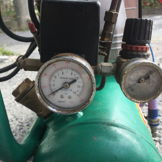 エアーコンプレッサー1馬力の画像