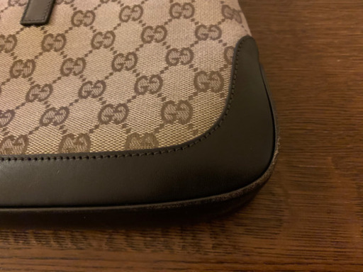 GUCCI バック　