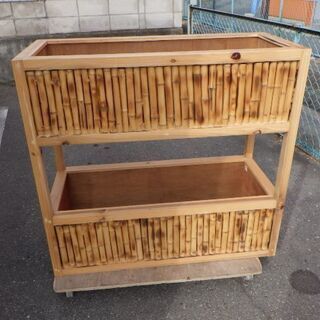 バンブーレコードラック。大工さん手づくりの竹を使用したレコード収...