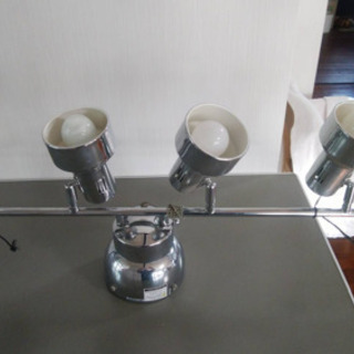 吊り下げライトの画像