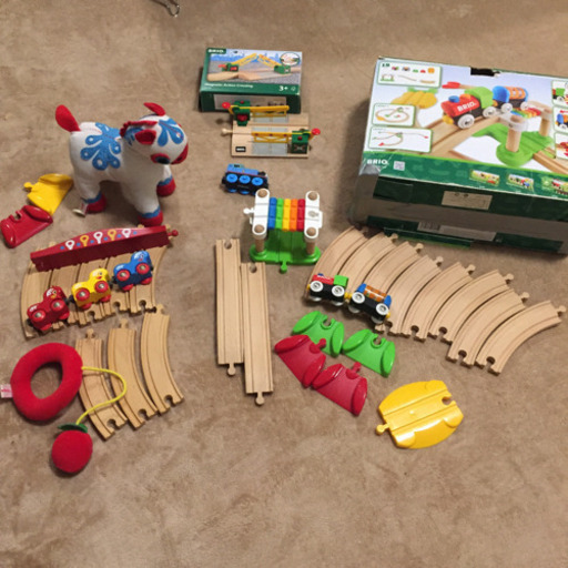 BRIO 木製レール2セット、踏切、木製トーマスセット