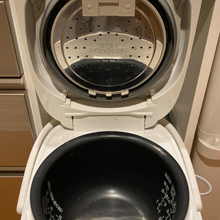 圧力IH炊飯ジャー NP-BS10 ホワイト 炊飯容量 1.0L 象印 ZOJIRUSHIの画像