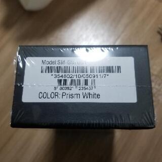 新品Galaxy S10e 6GB 128GB SIMフリー新品未開封品になります。


製品名: Galaxy S10e (ギャラクシーS10e)
ブランド: Samsung
色: Prism Black(プリズムブラック)
SoC : Snapdragon855
ストレージ: 128GB
メモリ: 6GB
状態: 新品未開封、SIMフリー
の画像