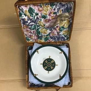 カレーライス皿、金色のスプーン、5点セットバスケットあり