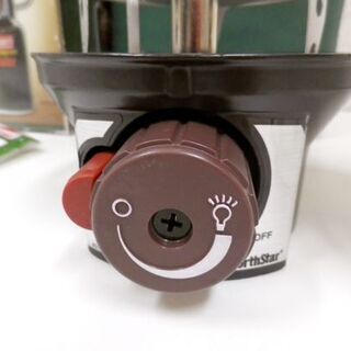 お値下げ中！ Coleman コールマン LPガスランタン 2500 ノーススター レッド ランタン 使用少ない 札幌 西岡店の画像