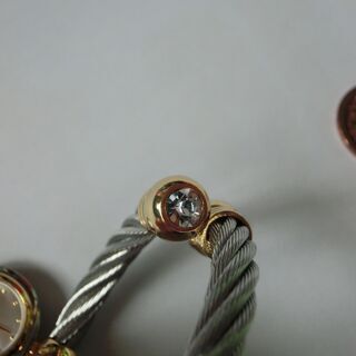 ★良品SKⅡ、エスケーツ―★ブレスレット型★時計付き、状態良です、ブレスはフリーサイズ、電池交換せず、格安で出します、👉お手数おかけします、プロフィ―ル必読です。の画像