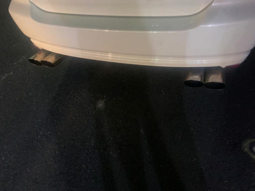 オデッセイ　ra6  4本出しマフラー