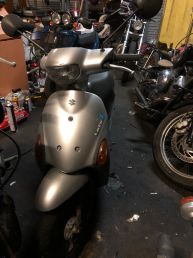 スズキ、レッツ4fi車両値下げしました