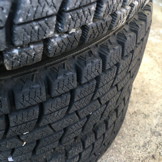 145/80r12鉄チンホイール付きスタッドレス4本セットの画像