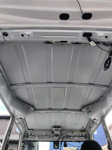 車の断熱・防音します。