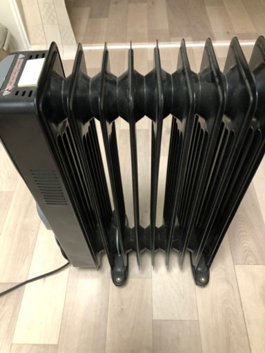 オイルヒーター　黒色