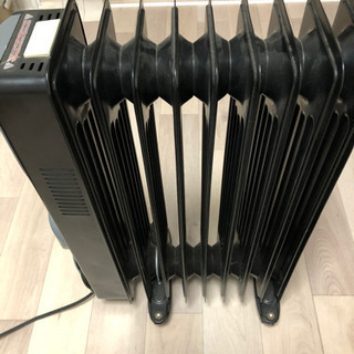 オイルヒーター　黒色