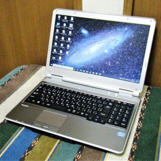 💖良品/15.6型液晶♪/最高峰🆙Core i7(最大3.7GHz)/快適メモリ8GB♪/光速☆彡SSD128GB+大容量！HDD640GB(内蔵)デュアルストレージ/MS Office 2016(2019同等機能)📒✎/すぐ使えるWindows10📀すぐ繋がるWi-Fi📶/DVDSマルチ(コピー可)📀/点検整備清掃済み😊/NEC VersaPro シルバーの画像