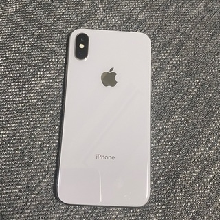 iPhone X （SIMフリー）64 GB シルバー