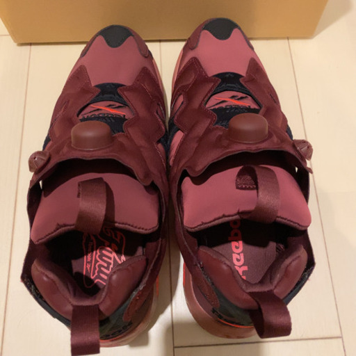 リーボック インスタ ポンプフューリー メンズ ワインレッド　赤　26.5cm