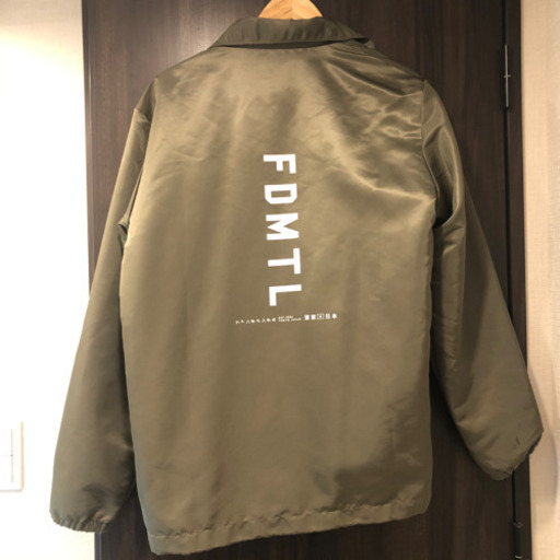 ファンダメンタル FDMTL カーキ色アウター