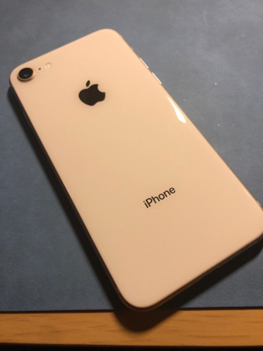 iPhone 8 Gold 64 GB SIMフリー品 