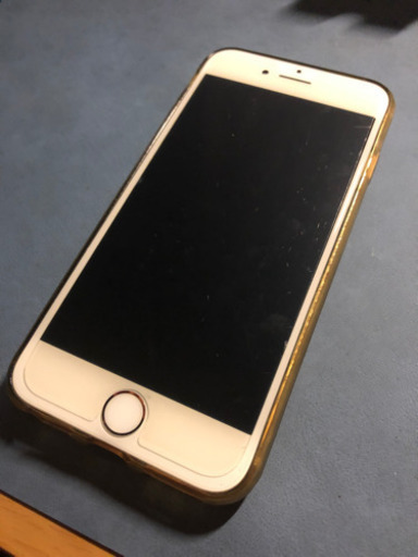 iPhone 8 Gold 64 GB SIMフリー品 