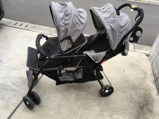 2人乗りベビーカー　Besrey