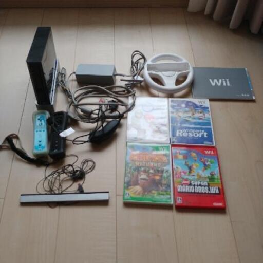 Wii すぐに遊べます。ソフト4本付属
