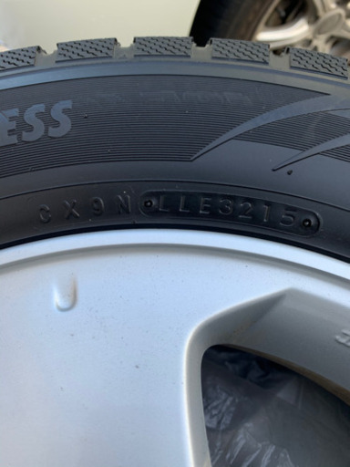 スタッドレスタイヤ195/65R15ニッサン純正ホイール4本セットTOYOタイヤ