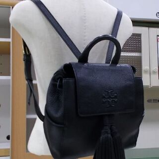☆【極美品】TORY BURCH レザーリュック 黒 タッセル ミニバッグ☆ 美品 トリーバーチ リュック 黒×レザー タッセル ミニサイズ 可愛い