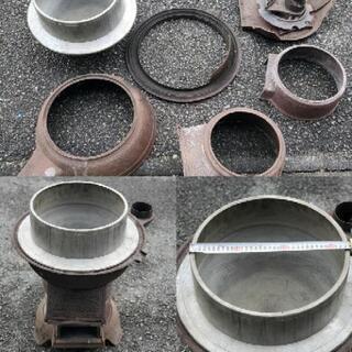 臼と杵 餅つき道具一式の画像