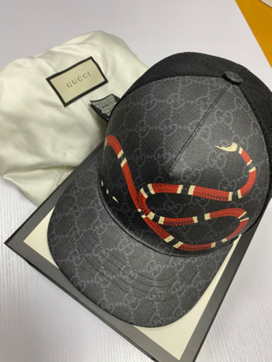 GUCCI スネークプリントGGスプリームキャップ帽子