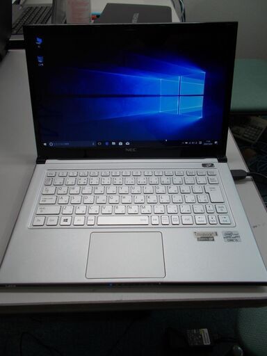 美中古品　NEC PC-L2550LS CORE i5-3337U 1.8GHZ 4GB 120GB SSD カメラ超軽量モバイルノート 865G