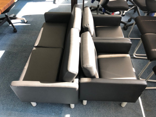 ソファー（ご購入者様決まりました）