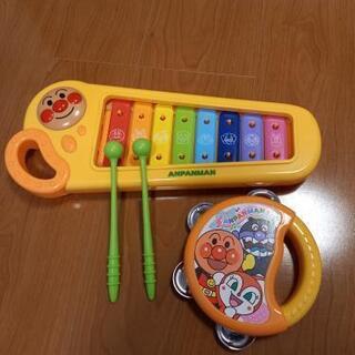 アンパンマン　鉄琴　タンバリン　おもちゃ
