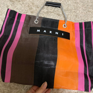大人気ブランドMARNIの画像