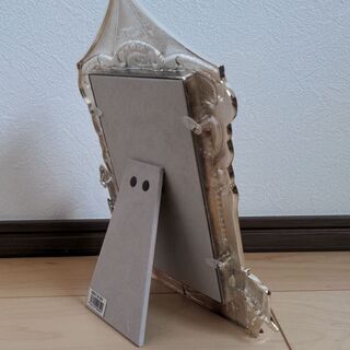 【新品】フォトスタンド(メリーゴーランドデザイン)の画像