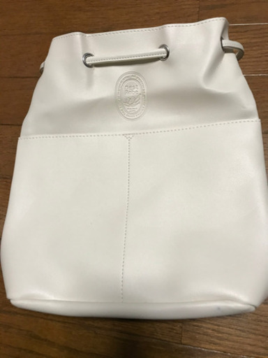 リュックサック　白