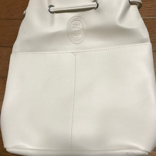 リュックサック　白