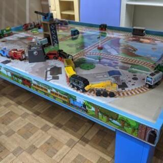 格安❗ トーマス 色々セットトレイン 台付 店内販売💳自社配送時...